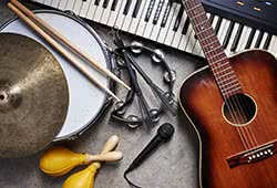楽器買取専門店