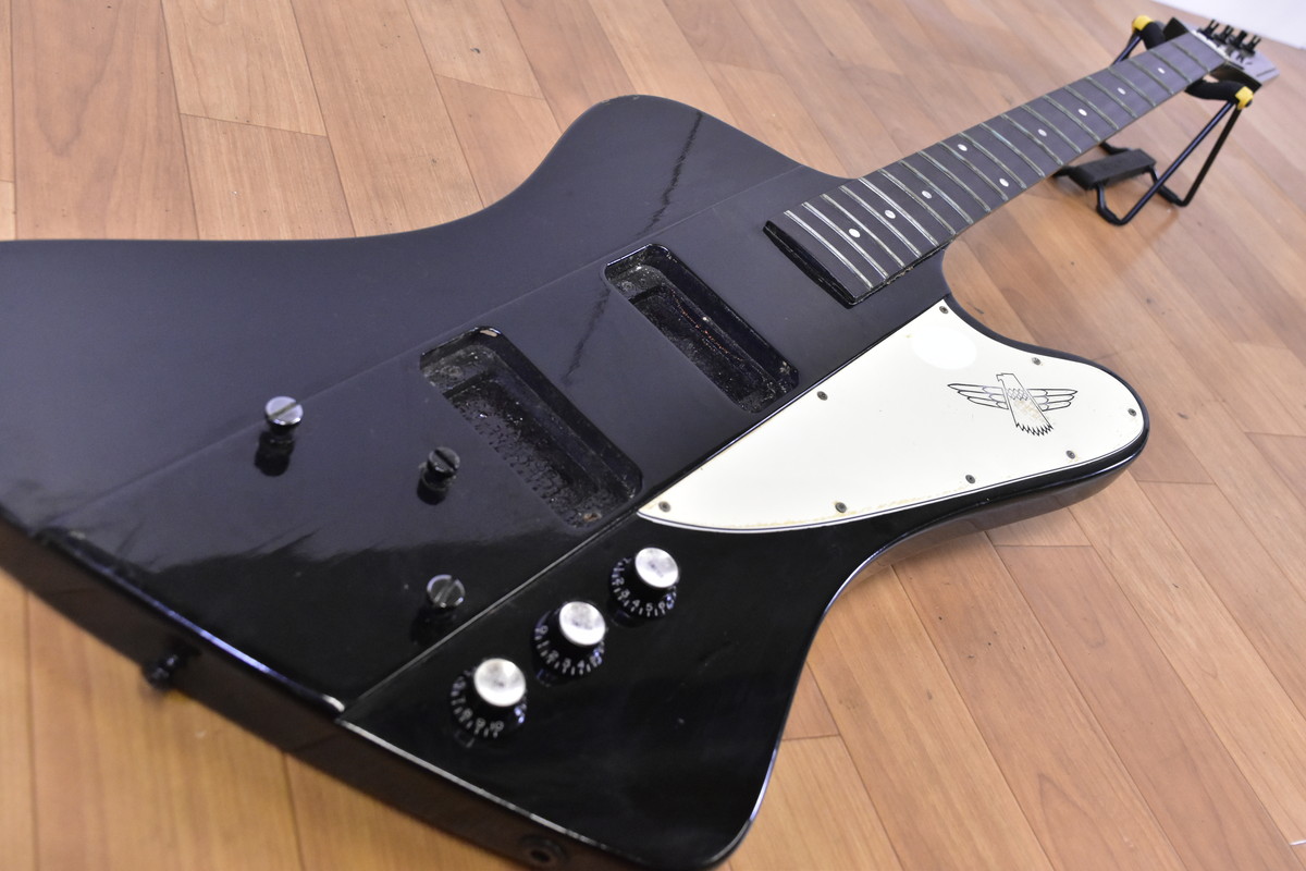 ギブソンサンダーバードブラックジャンク