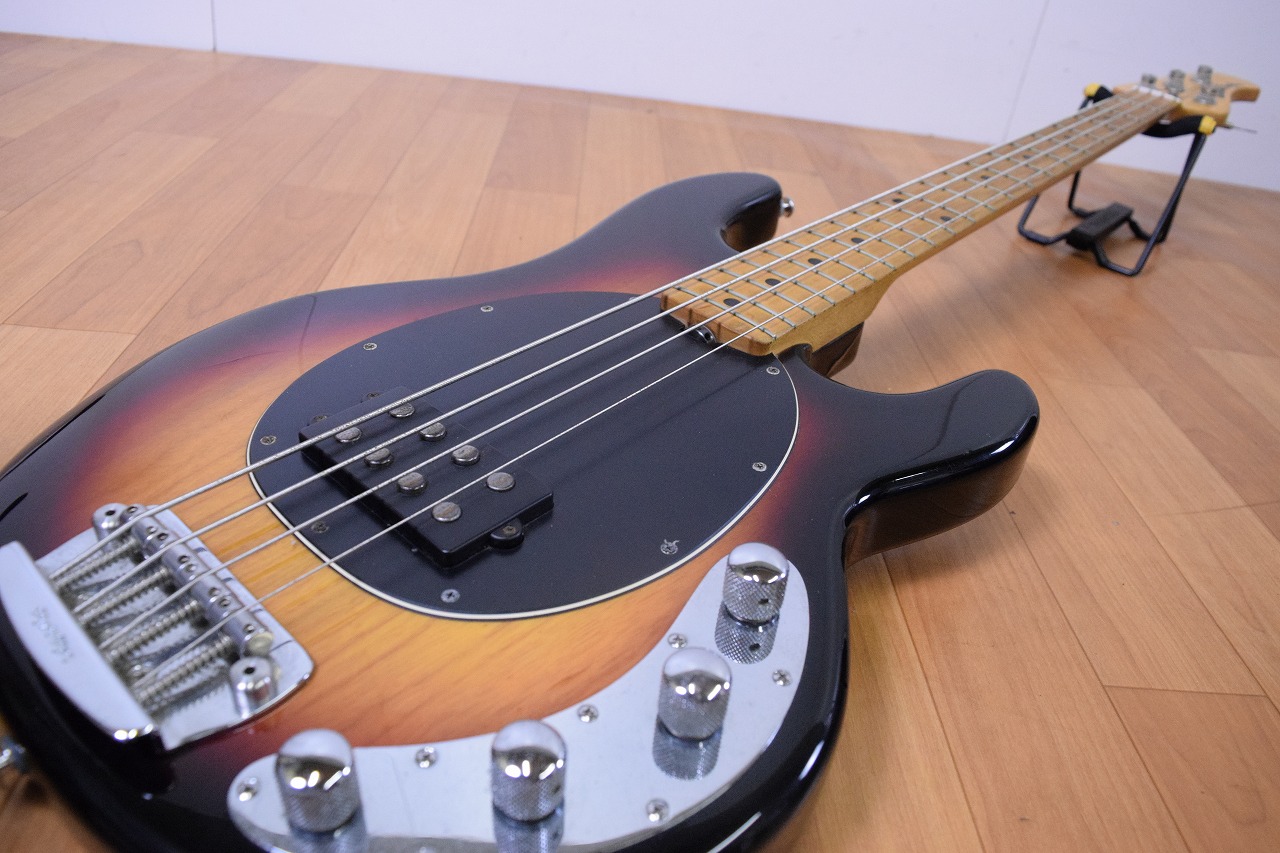 ミュージックマンスティングレイ