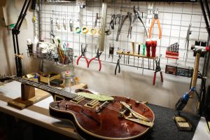 ギターの高額買取のポイント